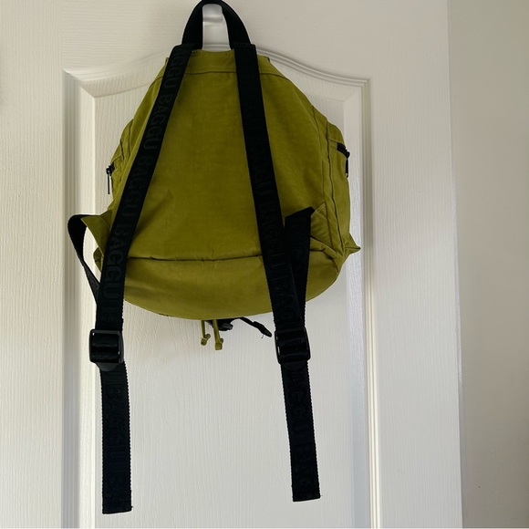 BAGGU Avocado Sportpack Backpack - Picture 5 of 6